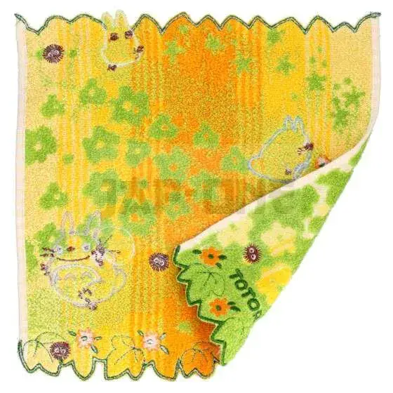Totoro Yellow Flowers Mini Towel Dernière Chance