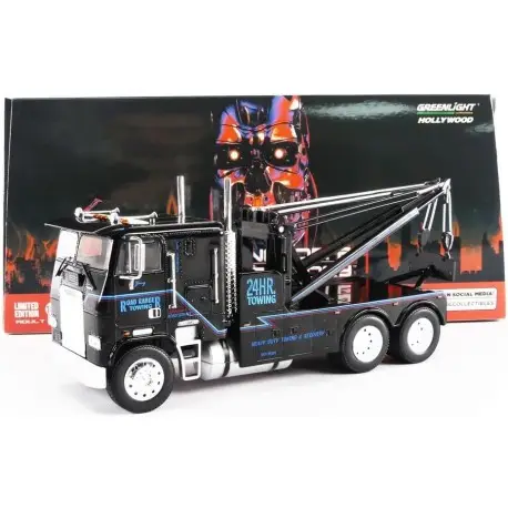 Dernier Modèle Grue FLA 9664 Freightliner Terminator 2 Greenlight 1/43